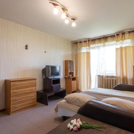Apartment On 23 Serpnya Харьков Экстерьер фото